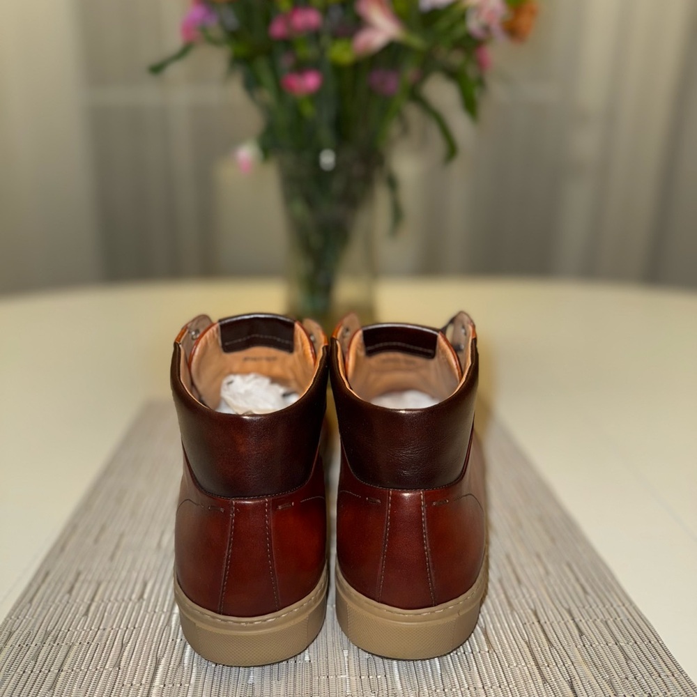 Magnanni Brown Leather Sneakers Classic Sophistication